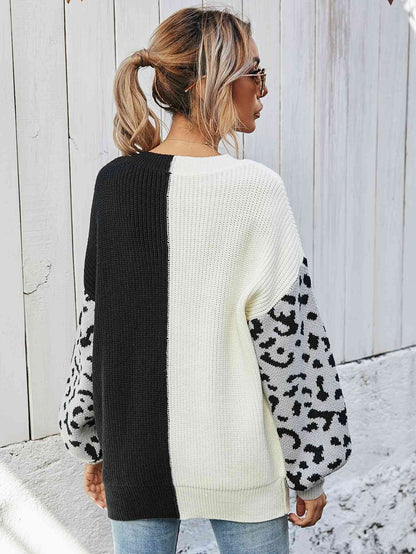 Leopard Color Block V-Neck Tunic Pullover Sweater | White & Black